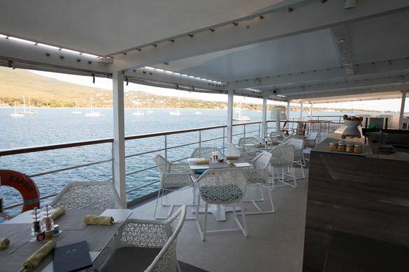 Crystal Cruises - Crystal Esprit - Dining - Food - Patio Cafe _3_.jpg